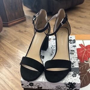 CL by Laundry Black Heeled Sandals